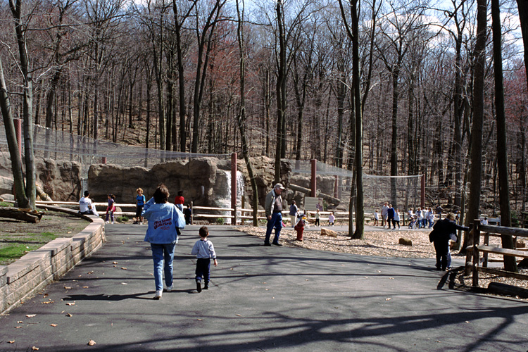 01-04-13, 29, Linda and Mikey, Turtle Back Zoo
