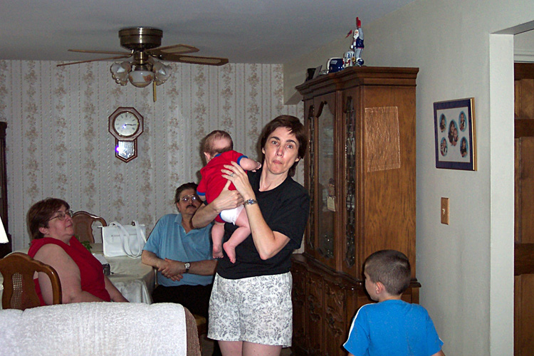 03-07-04, 05, Janice, Mike, Mikey and Linda, 4th of July Barbecue, SB, NJ