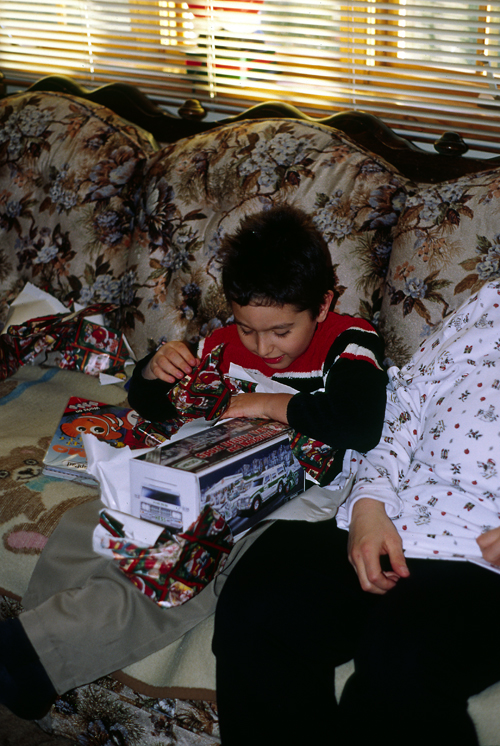 04-12-25, 04, Mikey, Christmas, Saddle Brook NJ