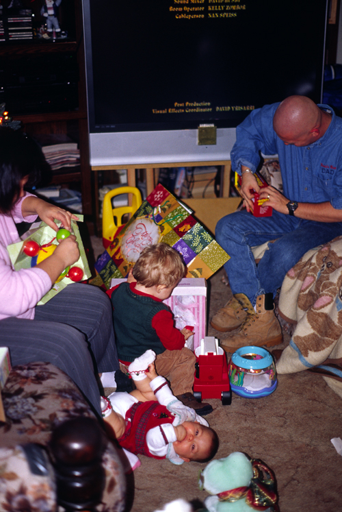 04-12-25, 34, Connor, Kaitlyn and Michael, Christmas, Saddle Brook NJ
