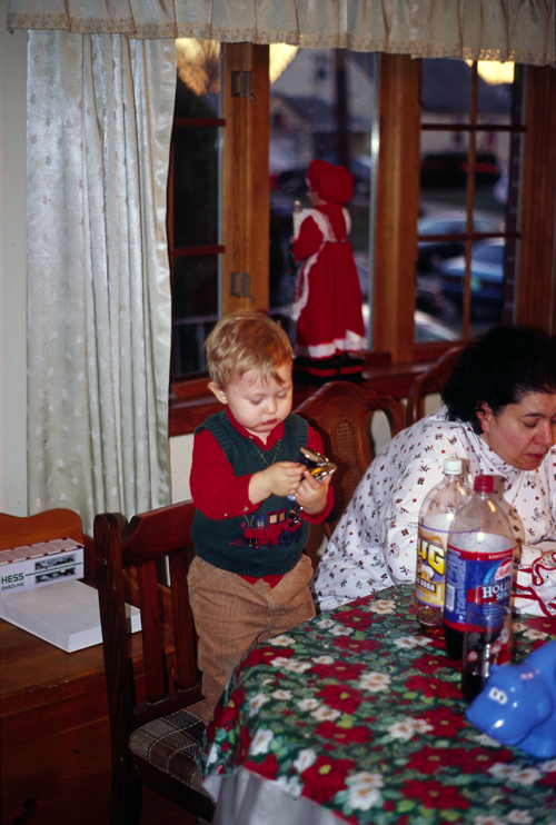 04-12-25, 37, Connor and Karen, Christmas, Saddle Brook NJ