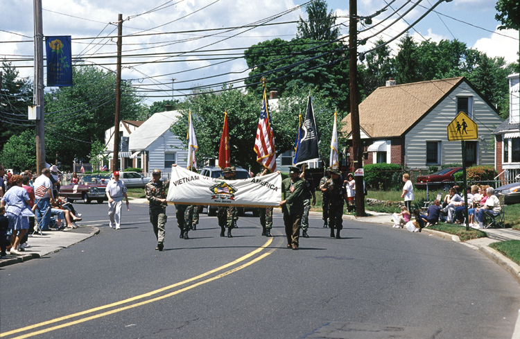 05-05-29, 04, Parade, Memorial Day