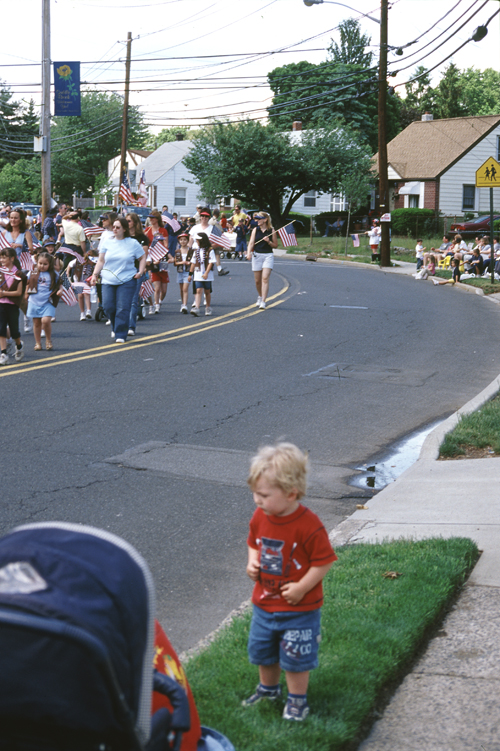 05-05-29, 19, Connor, Parade, Memorial Day