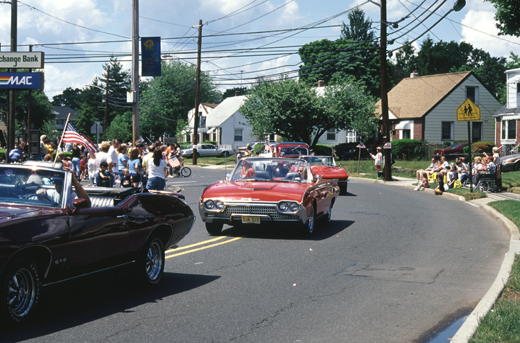 05-05-29, 24, Parade, Memorial Day