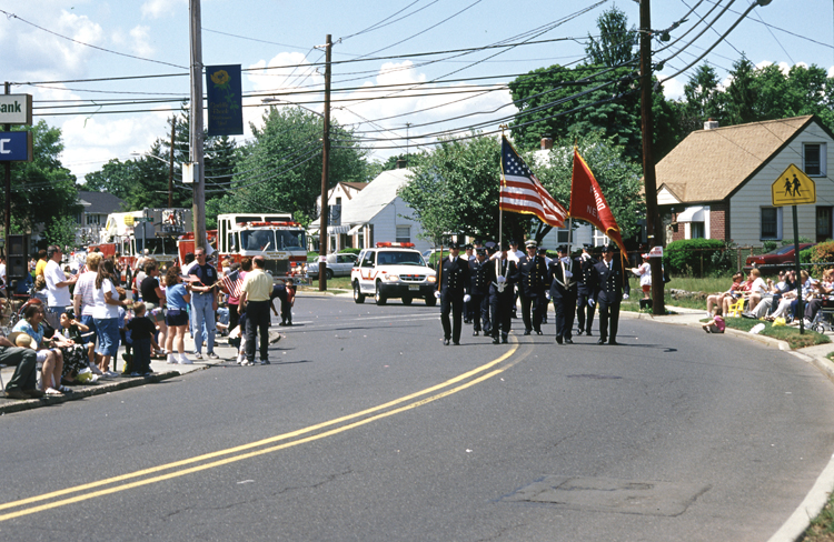 05-05-29, 32, Parade, Memorial Day