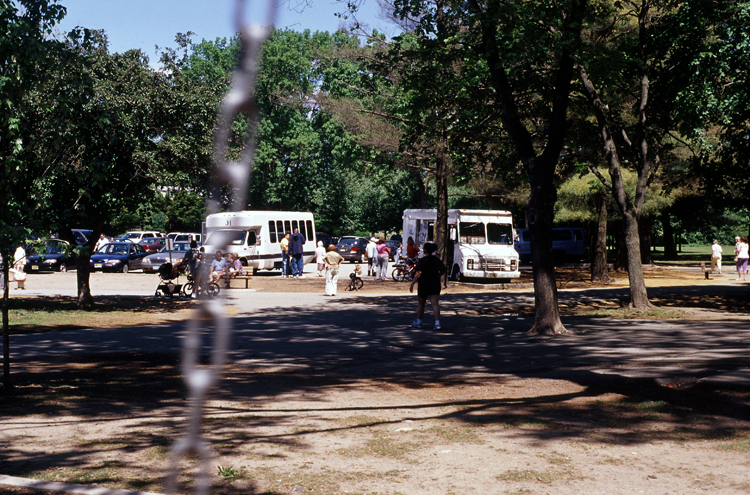 05-05-30, 22, The Park, Saddle River Park