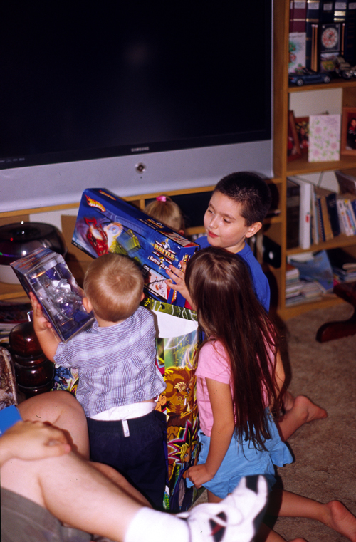 05-09-18, 12, Connor, Janisa and Mikey, Mikey's Birthday