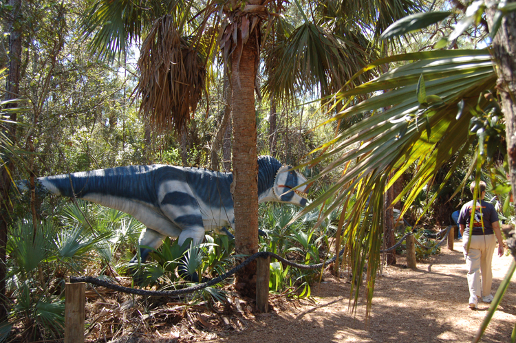 06-03-01, 23, Dinosaur, Brevard Zoo, Fl