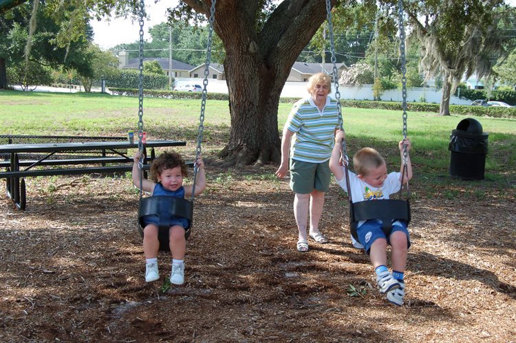 06-06-14, 030, Kaitlyn, Grandma, Connor,  Fla