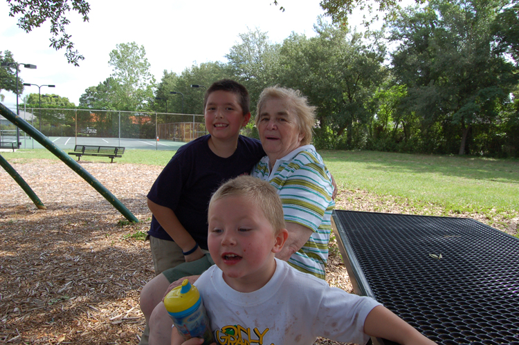 06-06-14, 035, Mikey, Grandma, Connor,  Fla