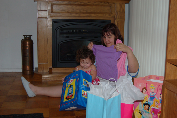 06-06-17, 090, Kaitlyn, Lisa, Fla