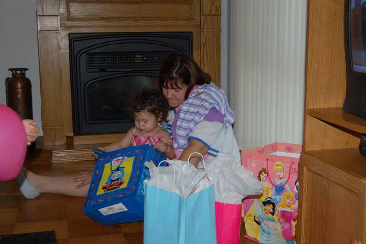 06-06-17, 091, Kaitlyn, Lisa,  Fla