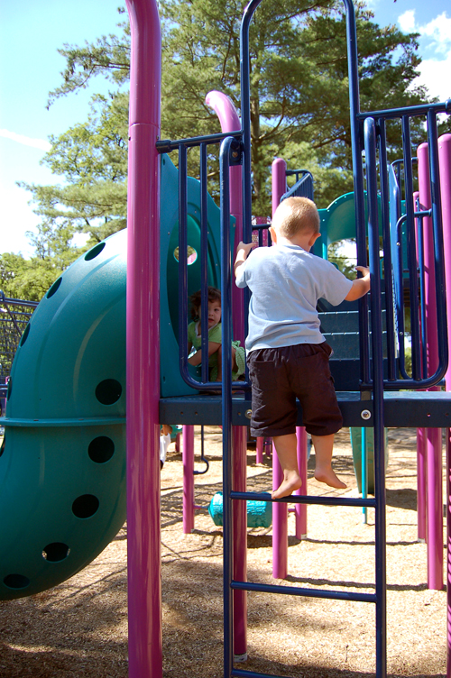 06-08-11, 032, Kaitlyn and Connor at the Saddle Brook Park
