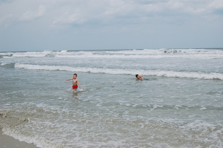 07-02-25, 031, Connor and Mikey, New Smyrna Beach, FL