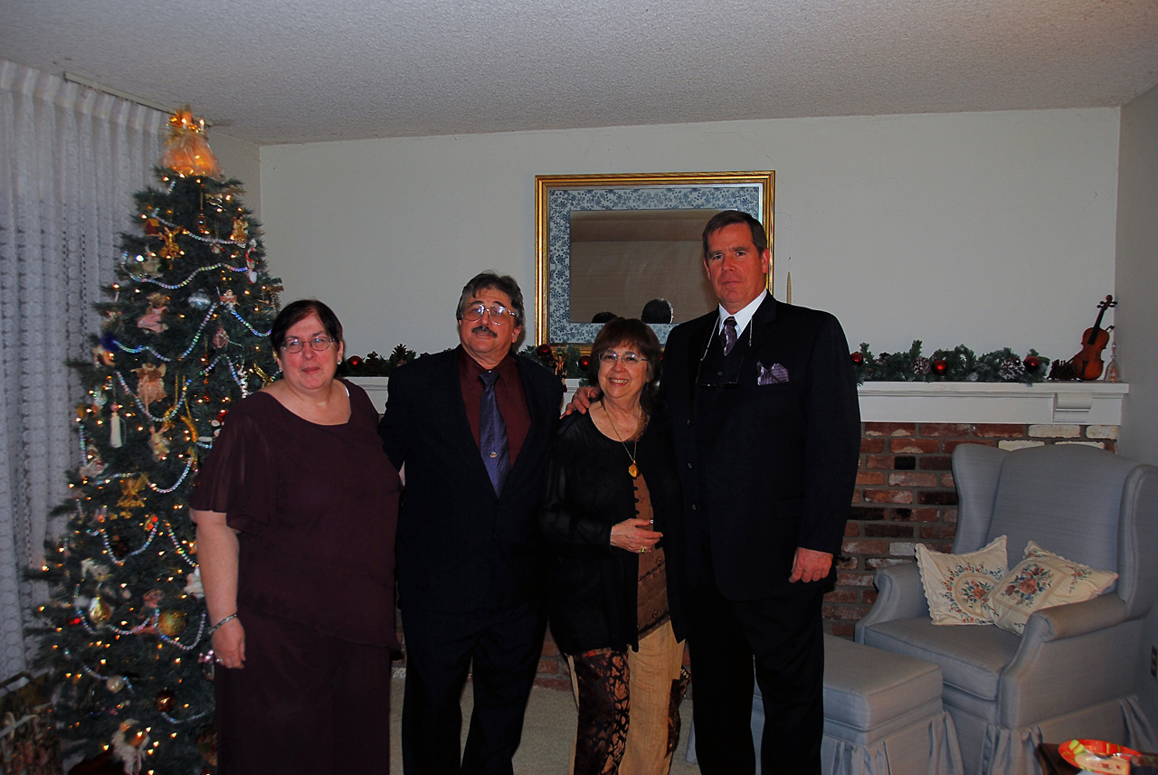07-12-16, 079, Janice, Mike, Catherine, and Carl, Renew Vows