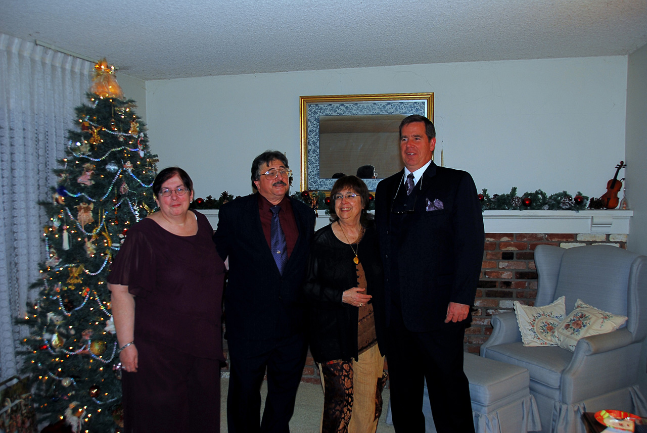 07-12-16, 080, Janice, Mike, Catherine, and Carl, Renew Vows