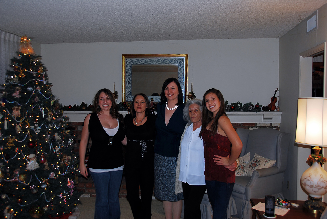 07-12-16, 082, Rachel, Helen, MaryEllen, Madden, and Sara, Renew Vows