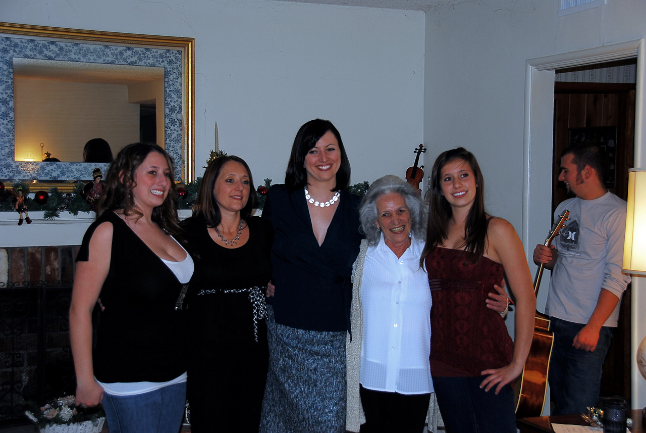07-12-16, 085, Rachel, Helen, MaryEllen, Madden, Sara, and Shaun, Renew Vows