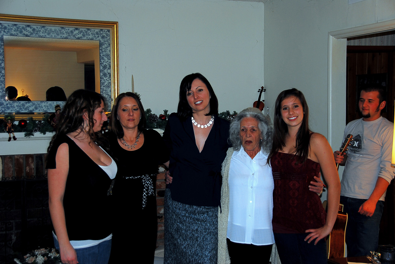 07-12-16, 086, Rachel, Helen, MaryEllen, Madden, Sara, and Shaun, Renew Vows
