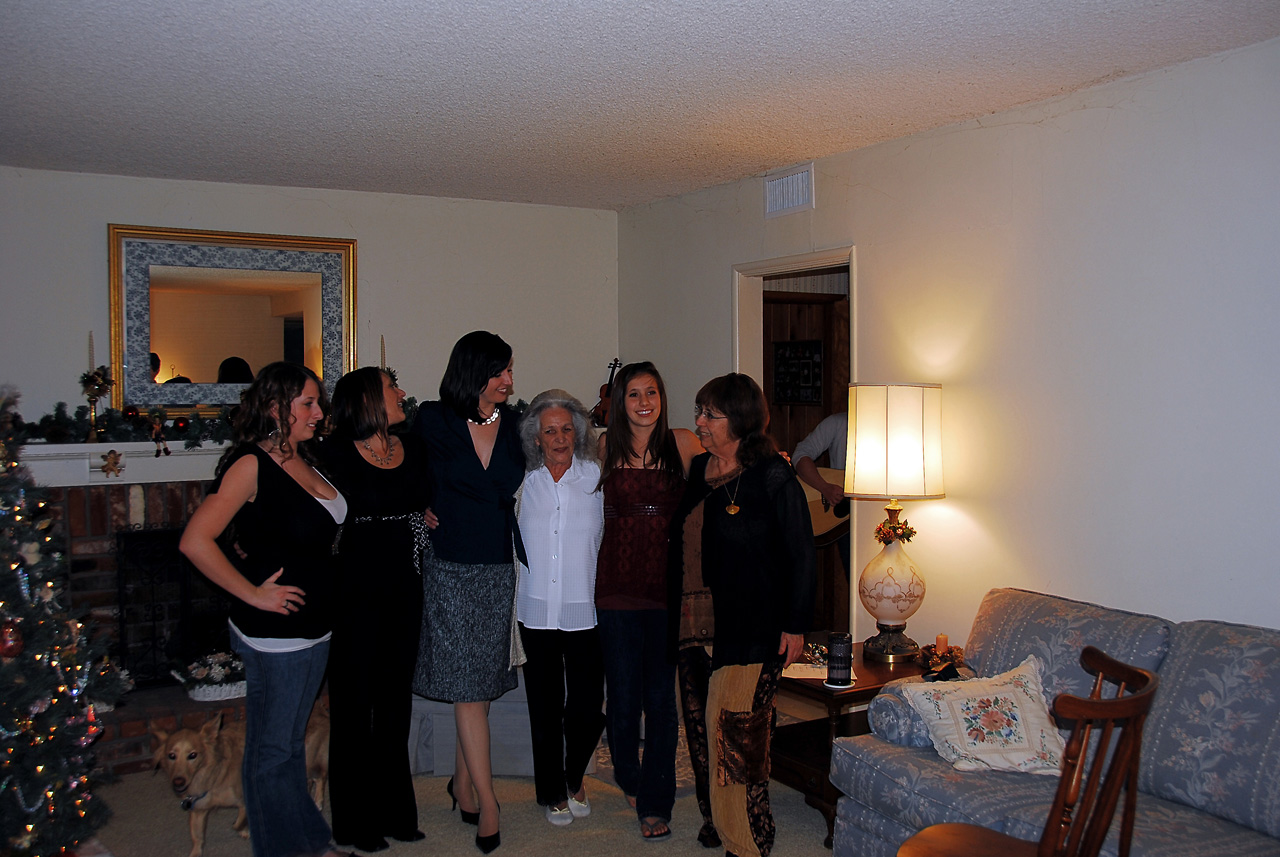 07-12-16, 088, Rachel, Helen, MaryEllen, Madden, Sara, and Catherine, Renew Vows