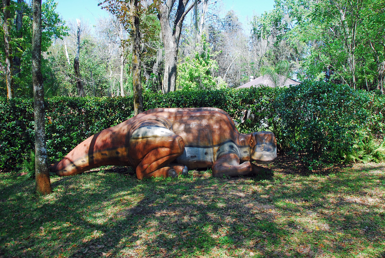 08-03-02, 010,  Dinosuar World, Fla