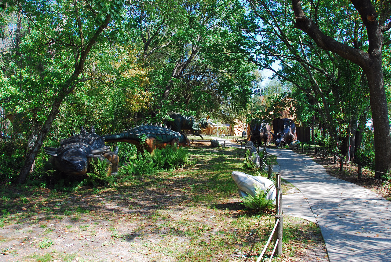 08-03-02, 011,  Dinosuar World, Fla