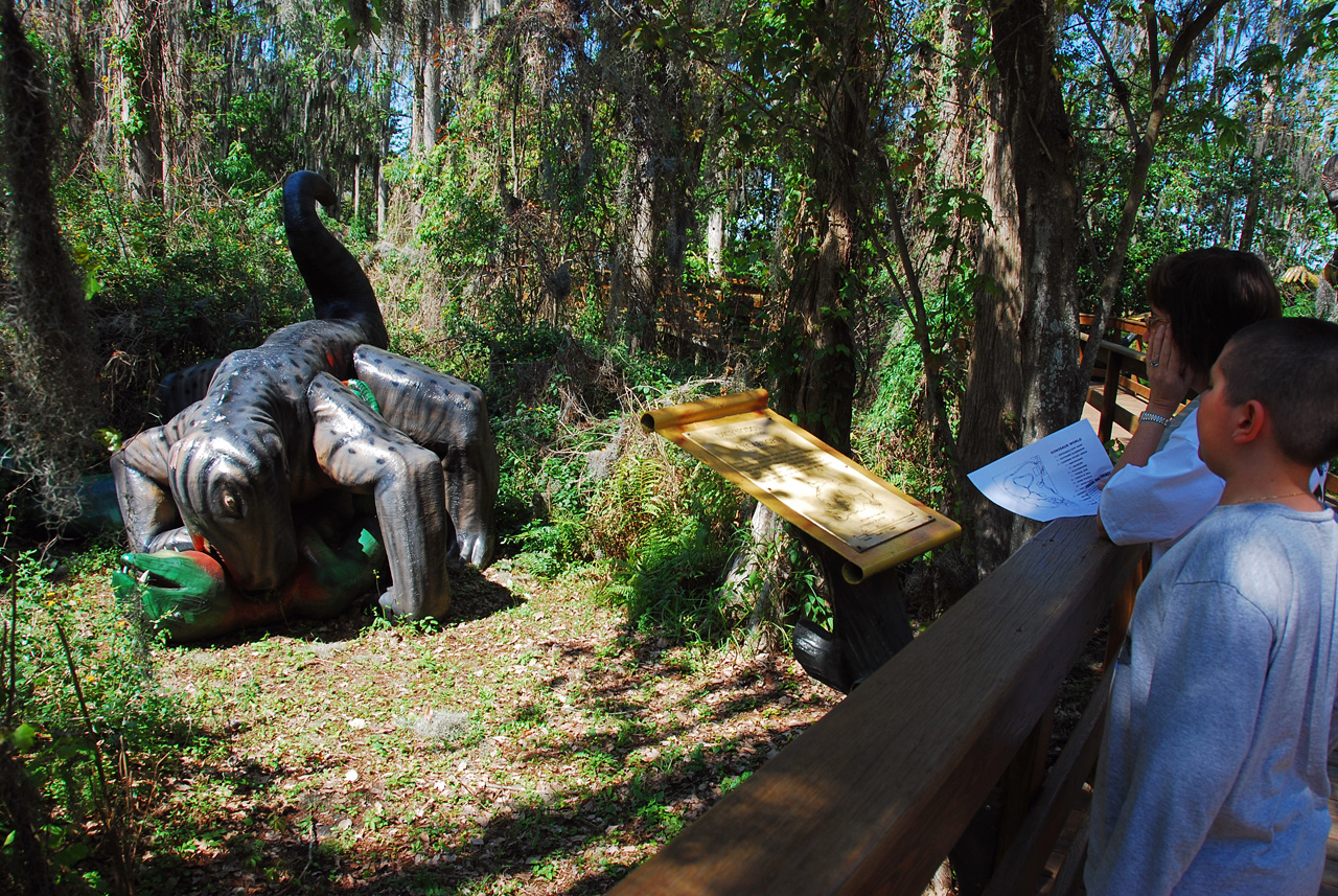 08-03-02, 016,  Dinosuar World, Fla