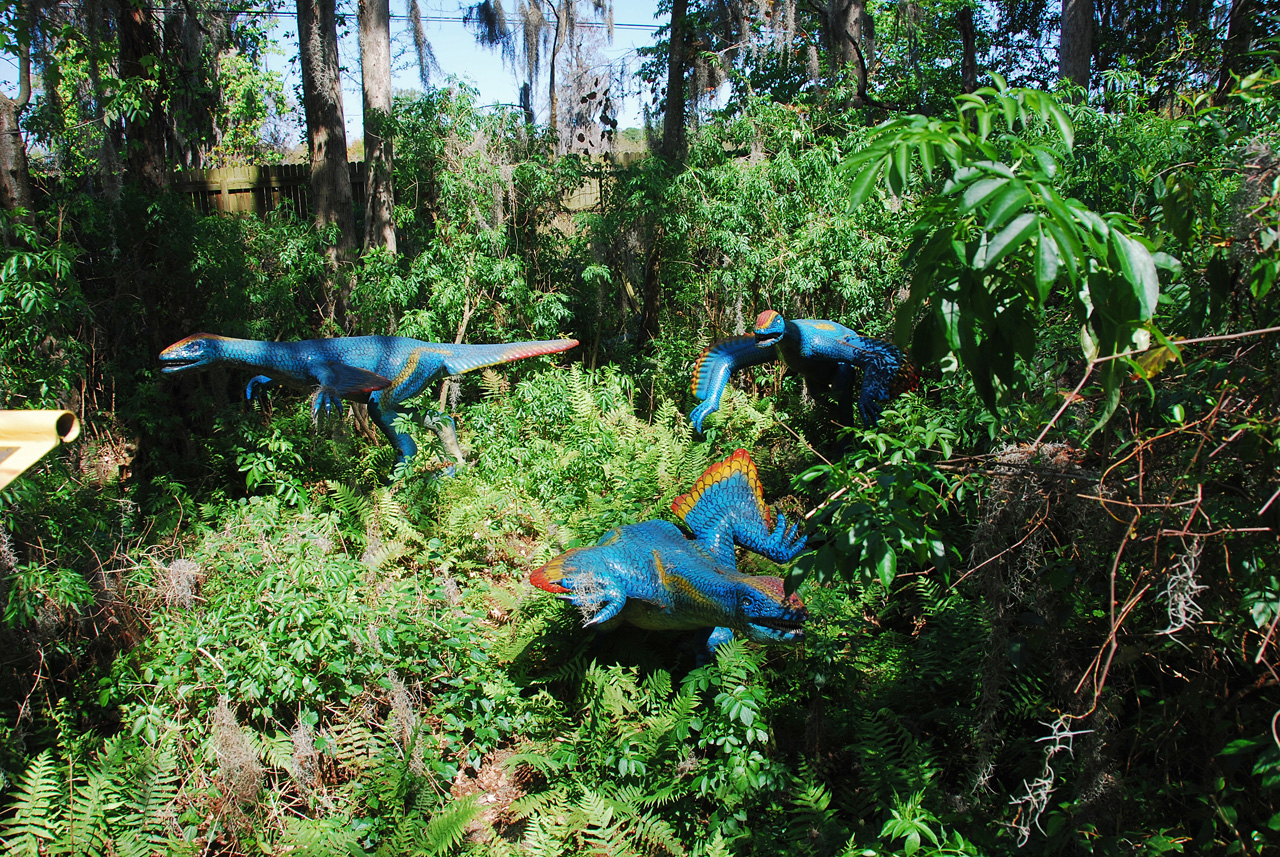 08-03-02, 020,  Dinosuar World, Fla
