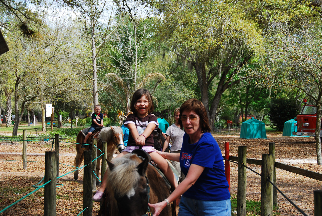 08-03-03, 079, Green Meadows Farm, Fla