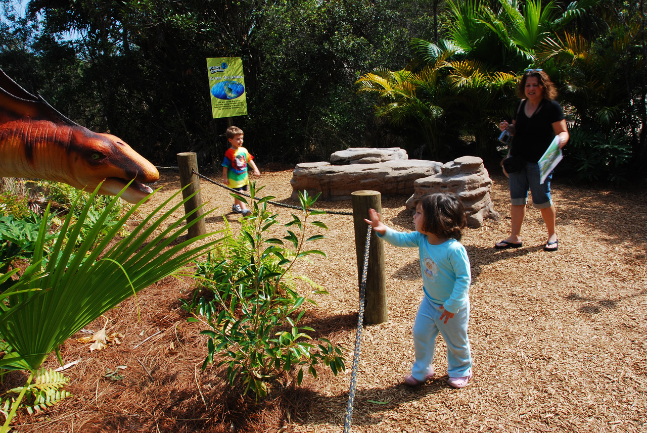 08-03-05, 020, Brevard Zoo, Fla