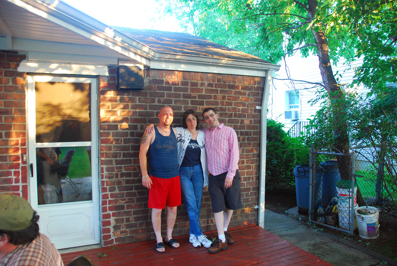 08-06-21, 010, Michael, Linda, and Brian, Taggart Way House