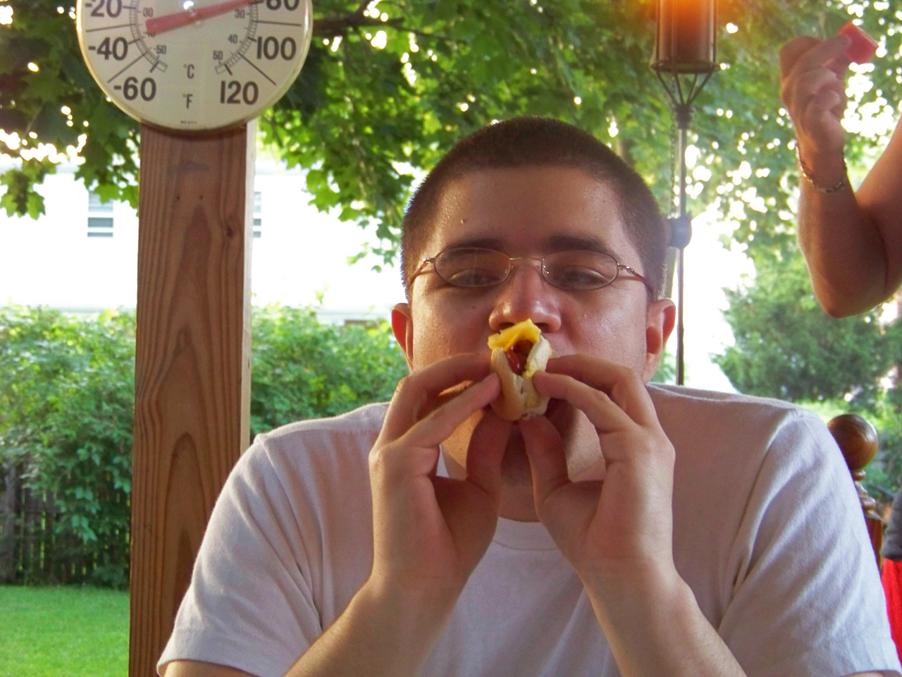 08-06-21, 016, Matt eating, Taggart Way House