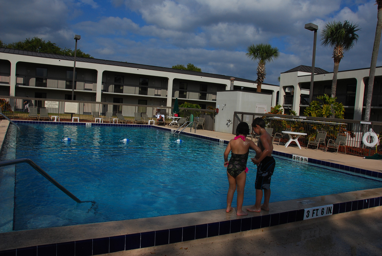 2011-01-02, 007, Kaitlyn and Connor, Florida