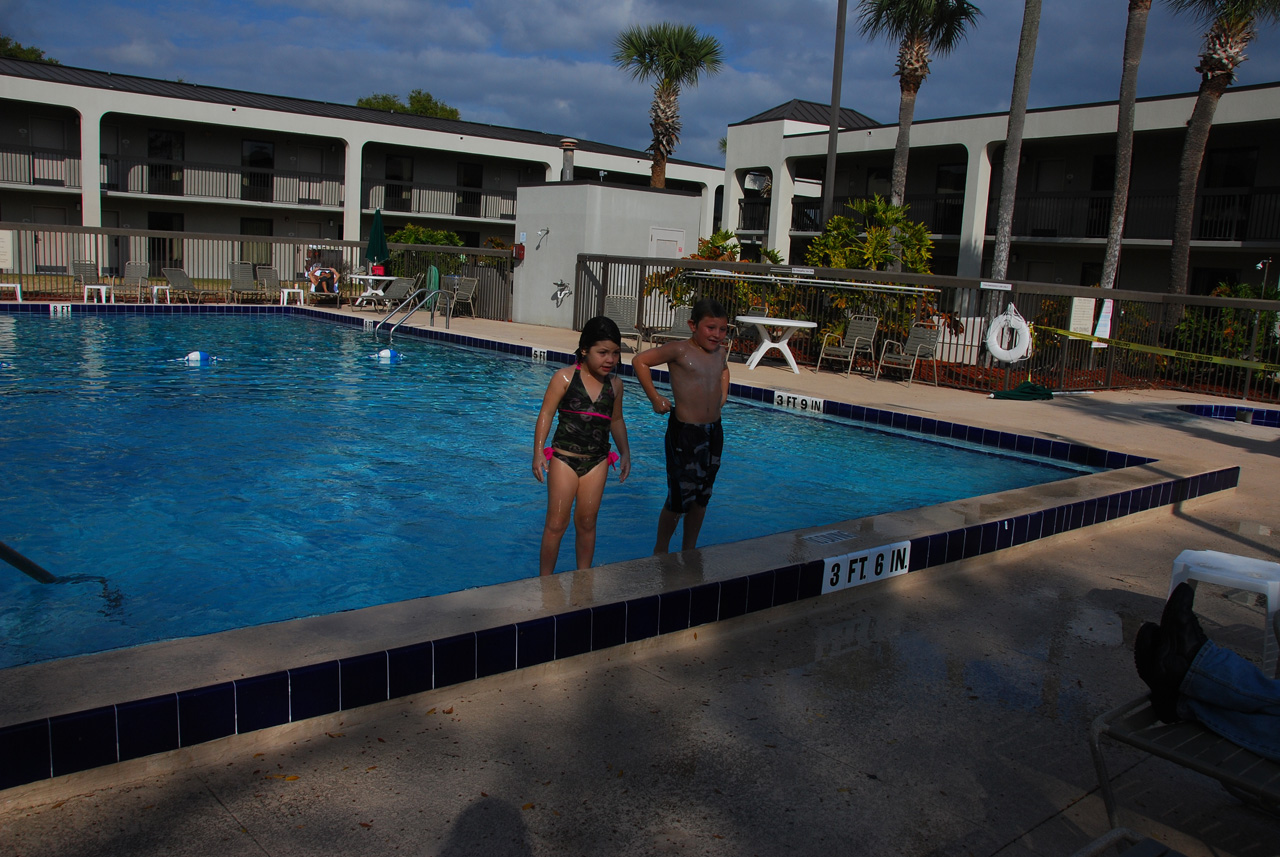 2011-01-02, 010, Kaitlyn and Connor, Florida
