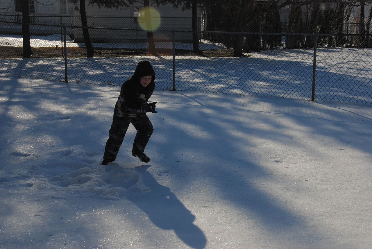 2011-01-07, 021, Connor in the snow, Saddle Brook, NJ