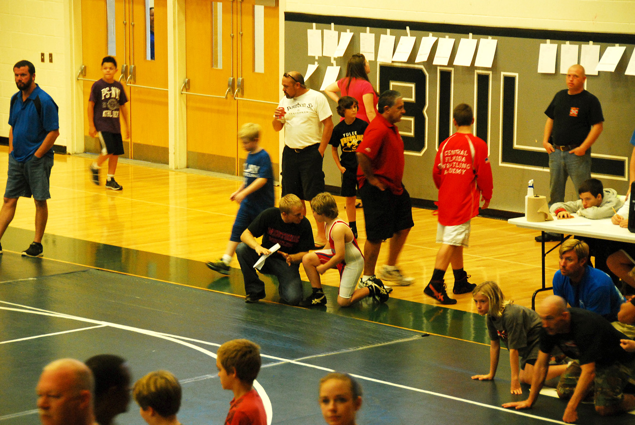 2013-12-08, 010, Connor's first Wrestling Match