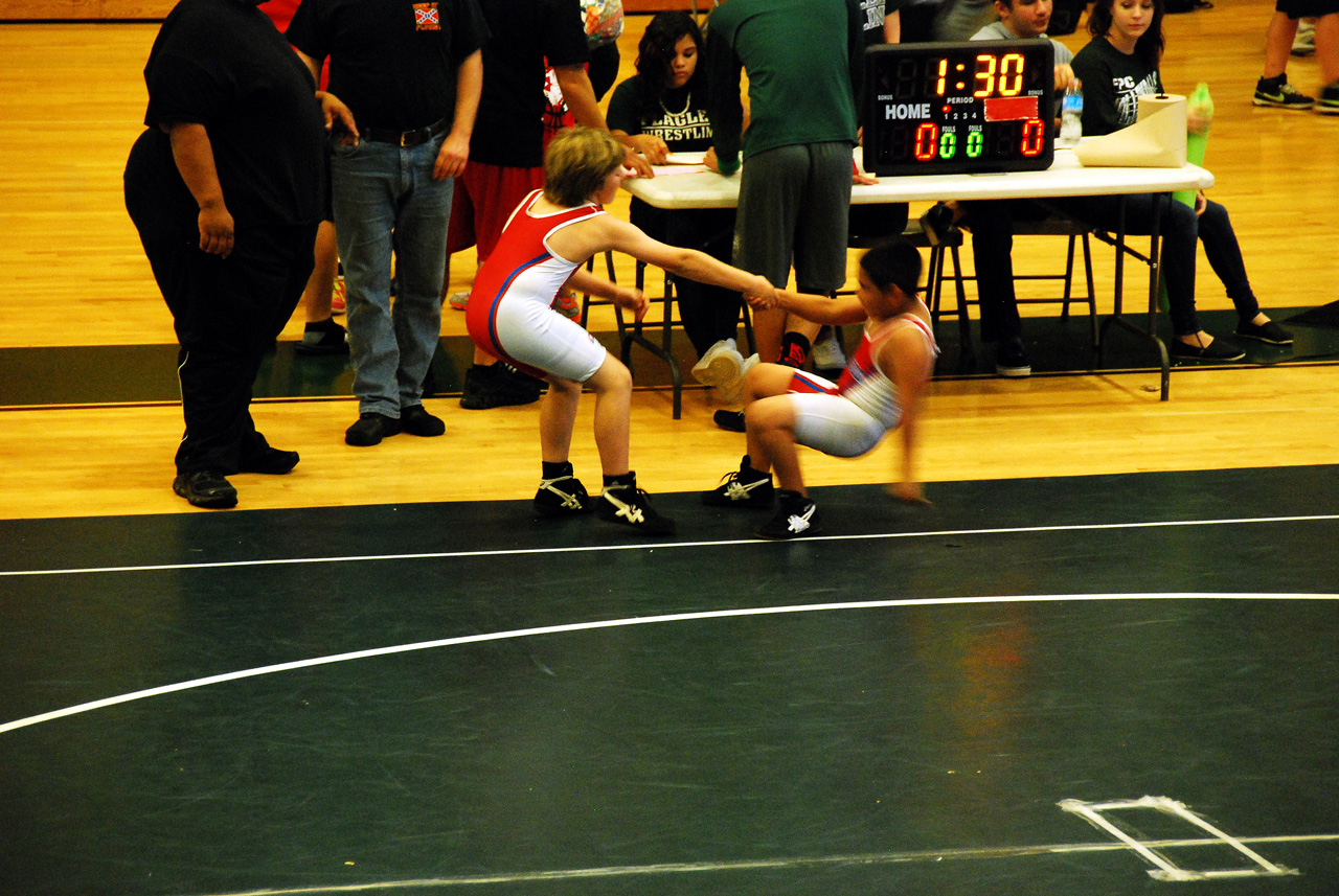 2013-12-08, 040, Connor's first Wrestling Match