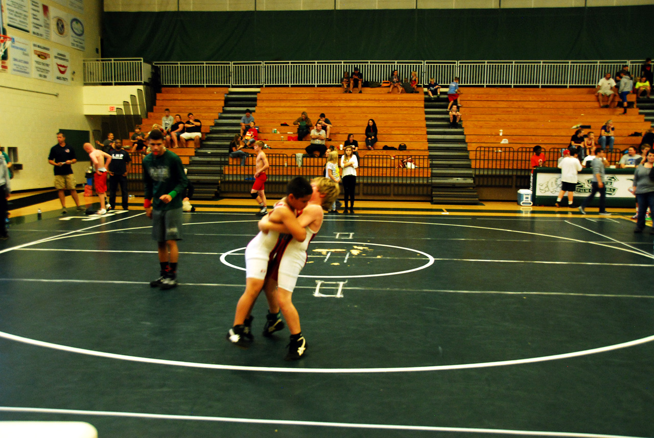 2013-12-08, 046, Connor's first Wrestling Match