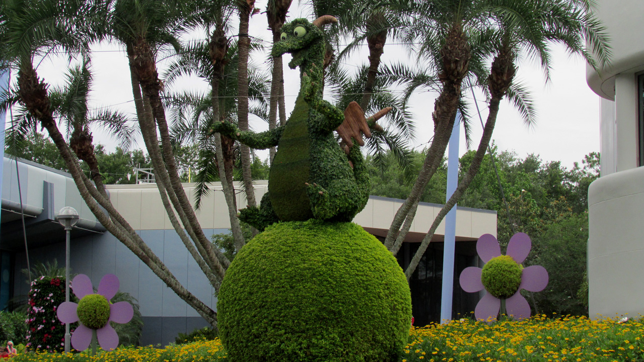 2017-05-23, 006, Epcot, Janice and Linda