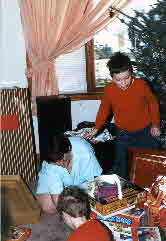 89-12-25, 40, Michael, Janice and Brian, Christmas, NP, NJ