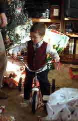 99-12-25, 08, Mikey, Christmas, Saddle Brook, NJ